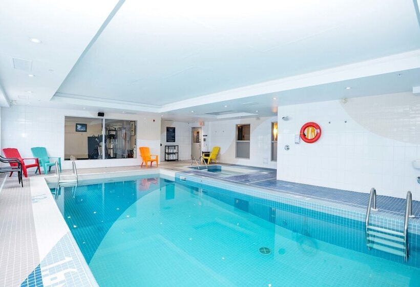 Sandman Hotel & Suites Calgary West