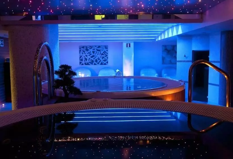 Отель & Spa Real Ciudad De Zaragoza