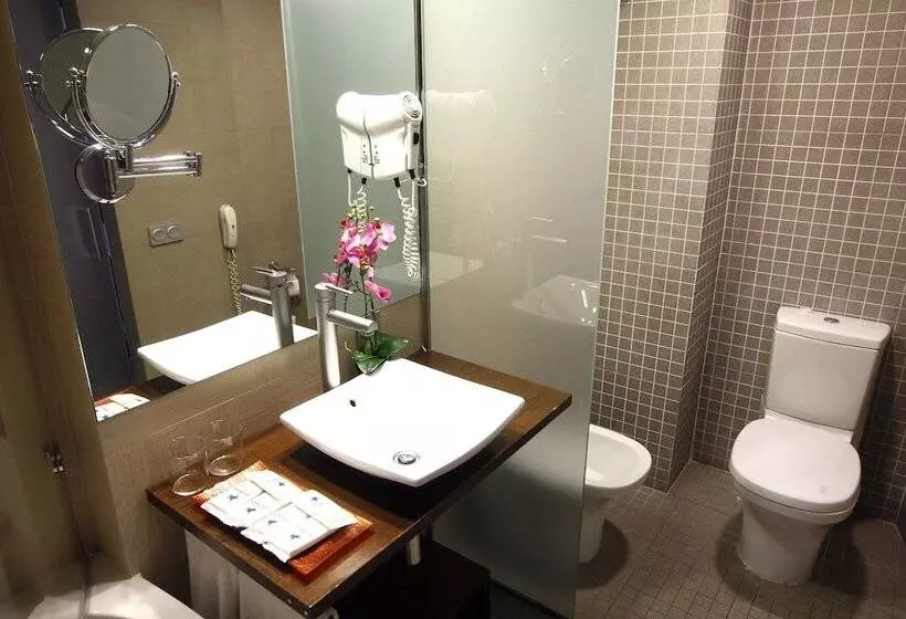 Отель & Spa Real Ciudad De Zaragoza