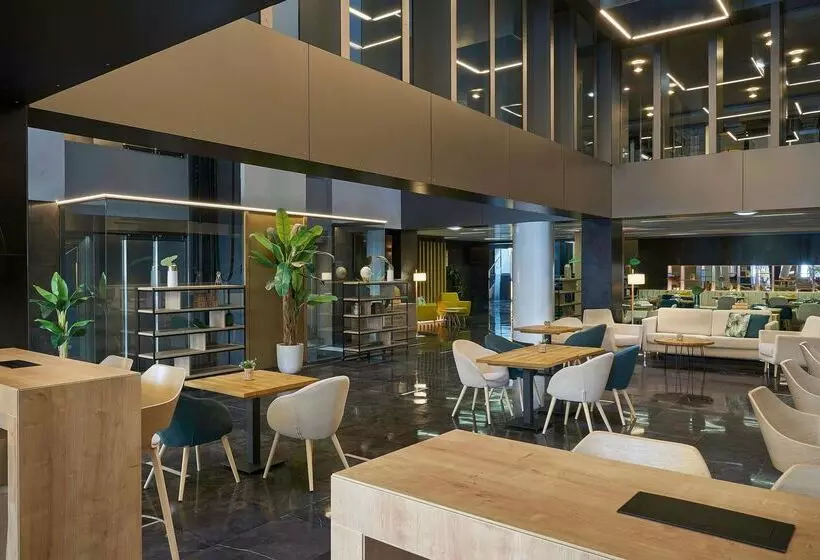 هتل Vincci Zaragoza Zentro