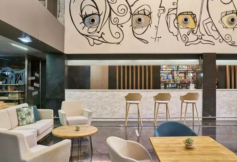 هتل Vincci Zaragoza Zentro