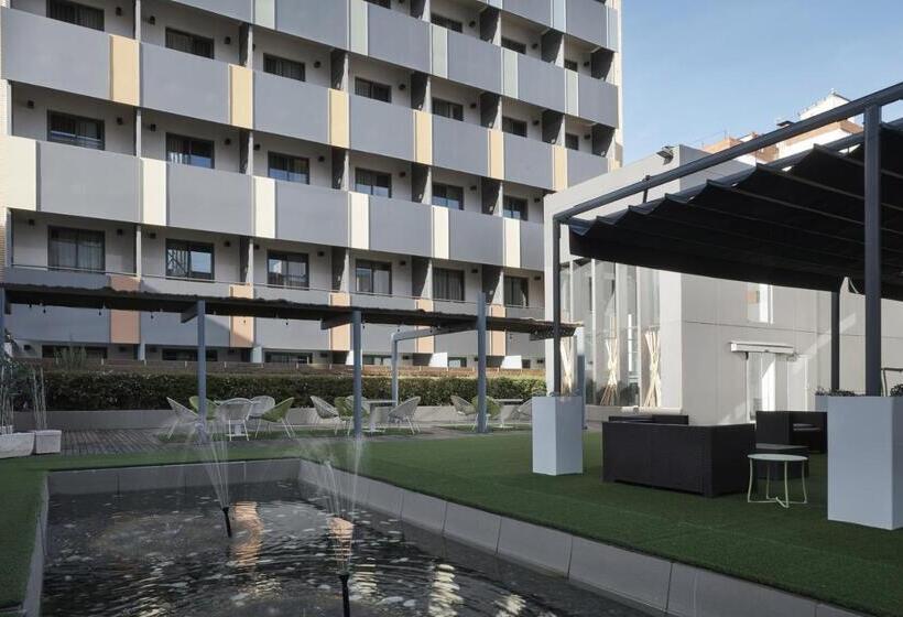 Отель Vincci Zaragoza Zentro