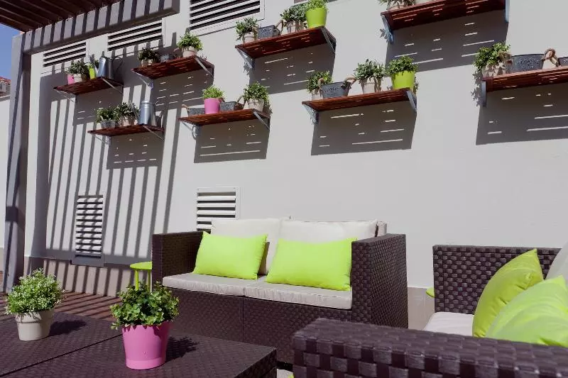 Отель Vincci Zaragoza Zentro