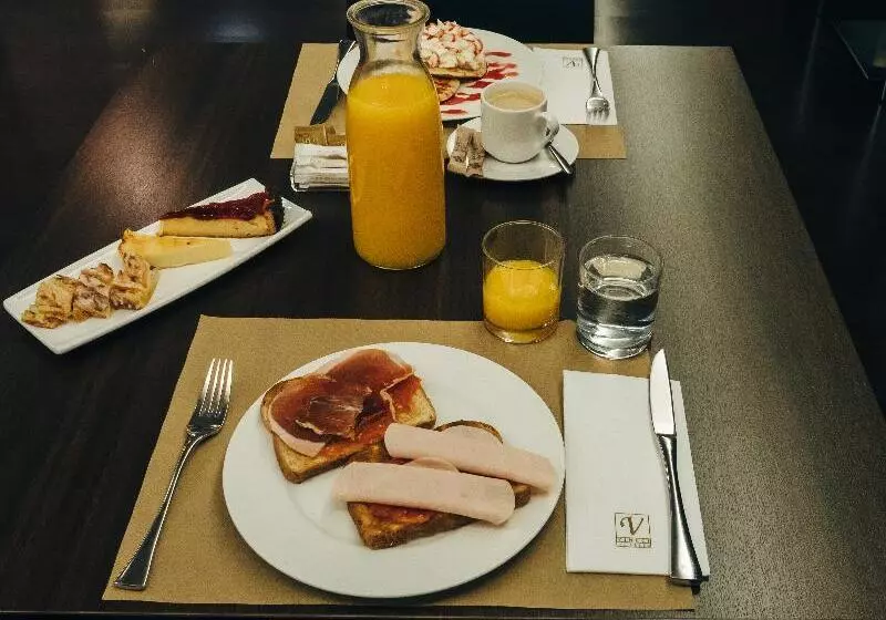 Отель Vincci Zaragoza Zentro