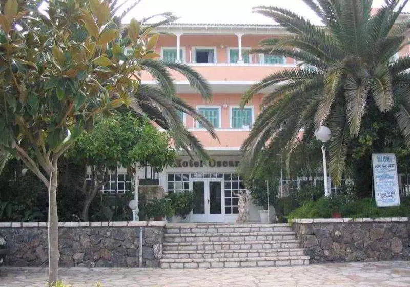 Oscar Hotel