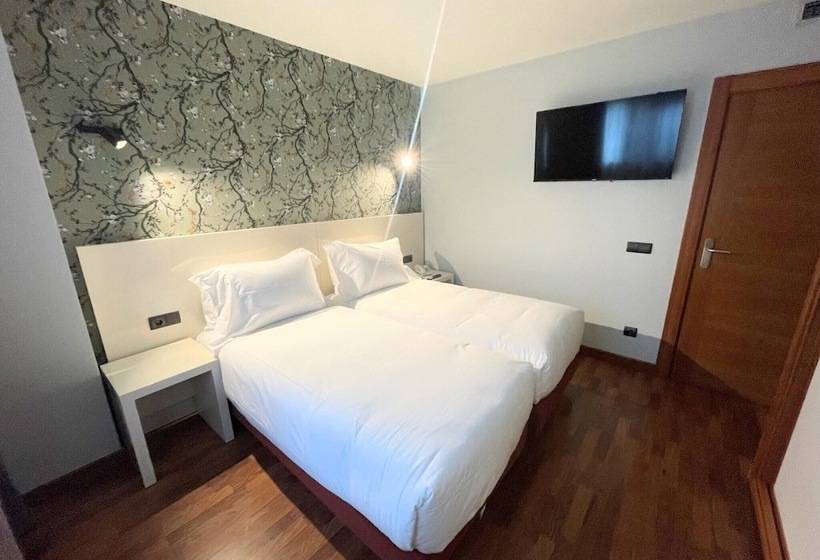 Hotel Apartamentos San Fermín Pamplona