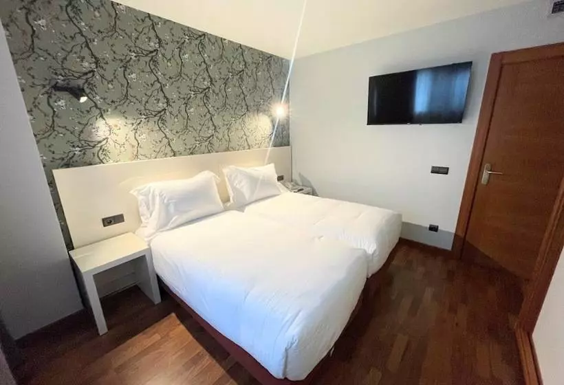 Hotel Apartamentos San Fermín Pamplona