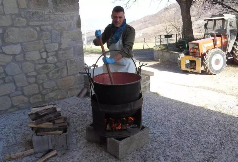 ホテル Agriturismo I Fondacci