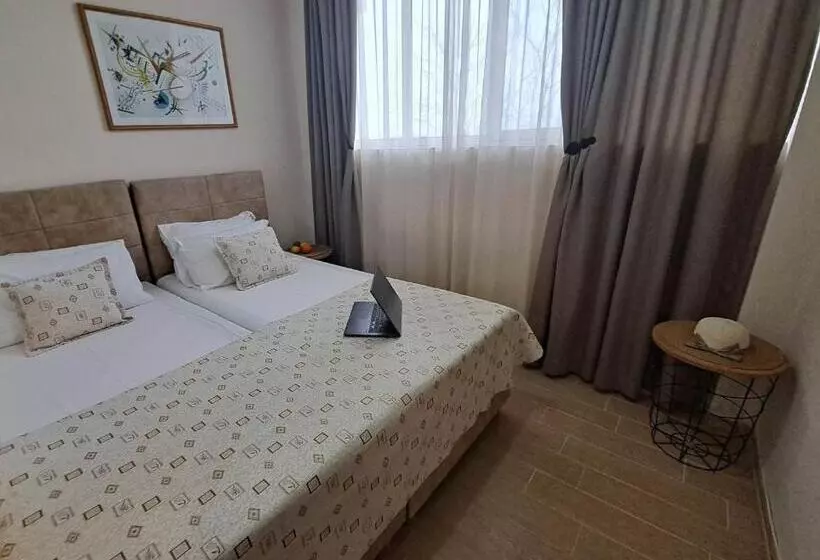 Hotelli Effect Saint Mina