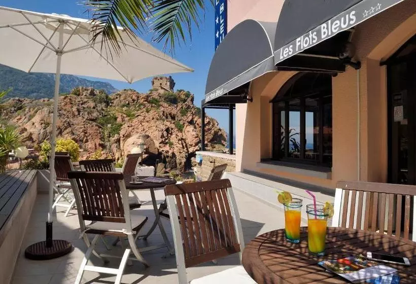 Hotelli Les Flots Bleus