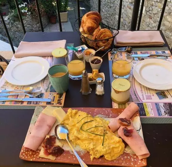 Hotelli L'oustau De La Font