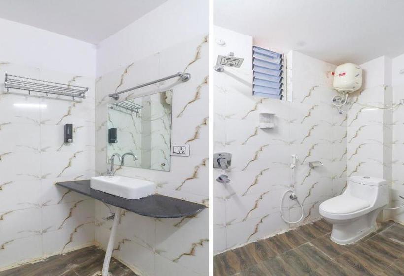 בית מלון כפרי Oyo 4710 Priya Palace