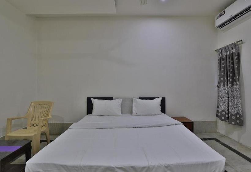 Hotel Spot On 39918  Pakas