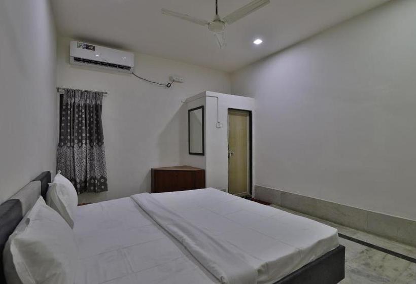 Hotel Spot On 39918  Pakas