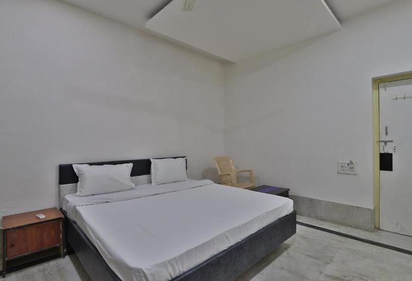 Hotel Spot On 39918  Pakas