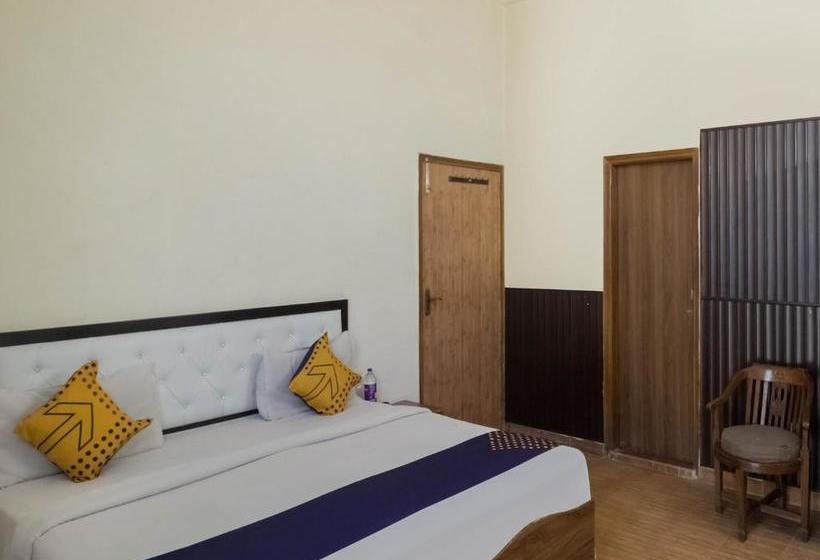 Hotel Spot On 73921 Surya Inn