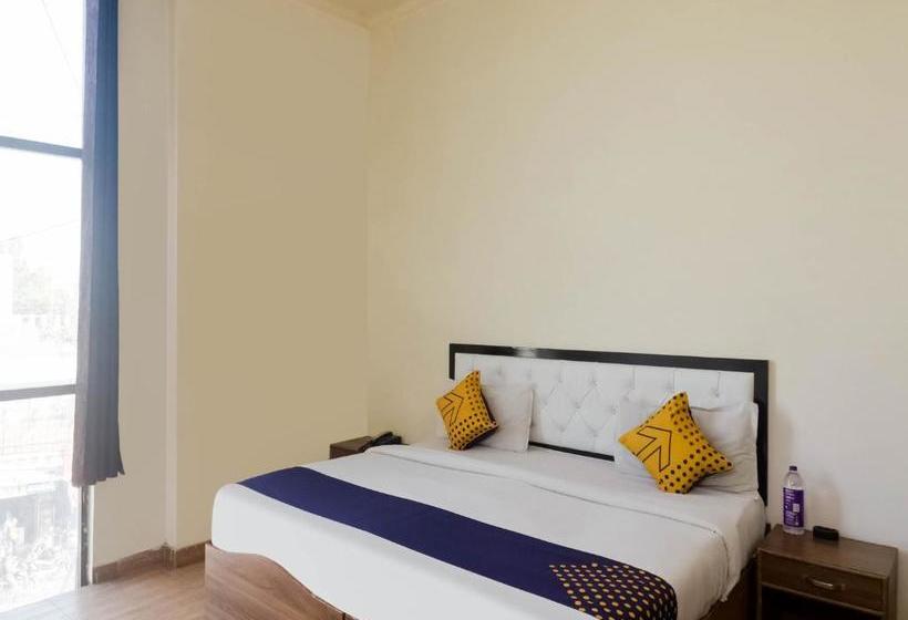 Hotel Spot On 73921 Surya Inn