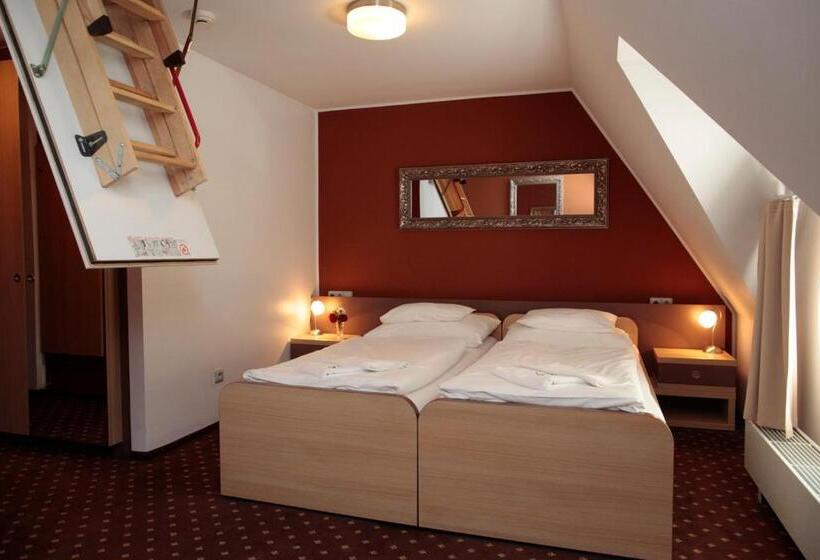 호텔 Zamek Berchtold