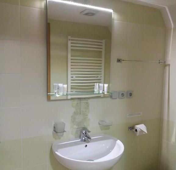 호텔 Zamek Berchtold