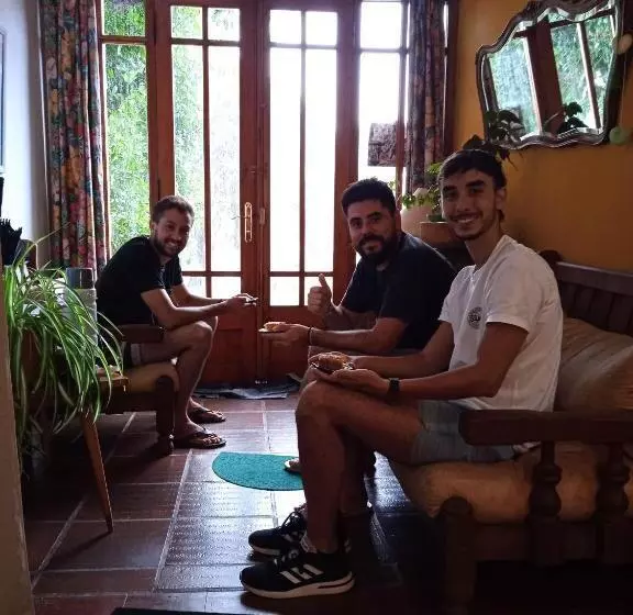 Retkeilymaja El Valle Hostería