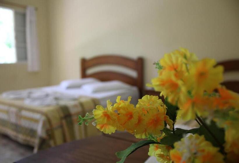 펜션 Pousada Vale Do Ouro Verde