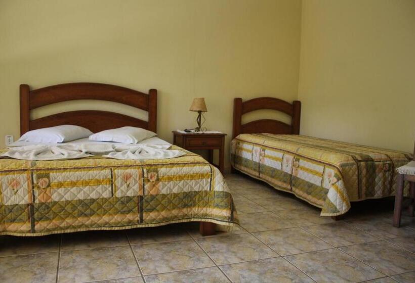 펜션 Pousada Vale Do Ouro Verde