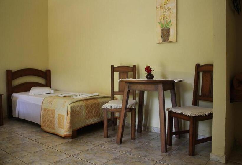 펜션 Pousada Vale Do Ouro Verde