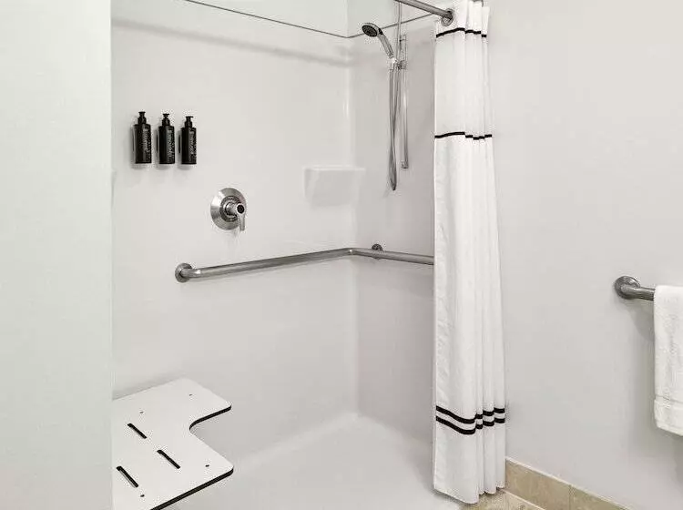 Отель Aka White House