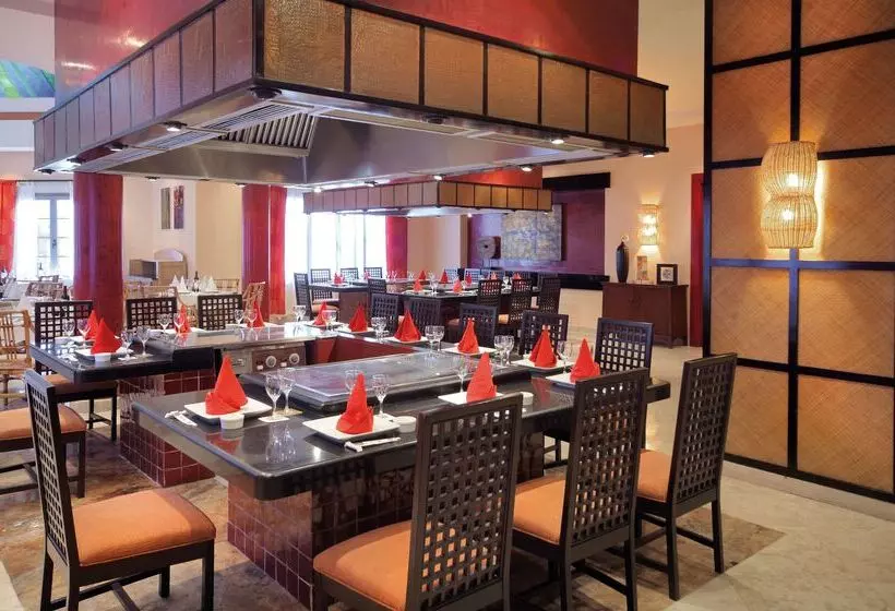 Hotel Barcelo Maya Colonial All Inclusive