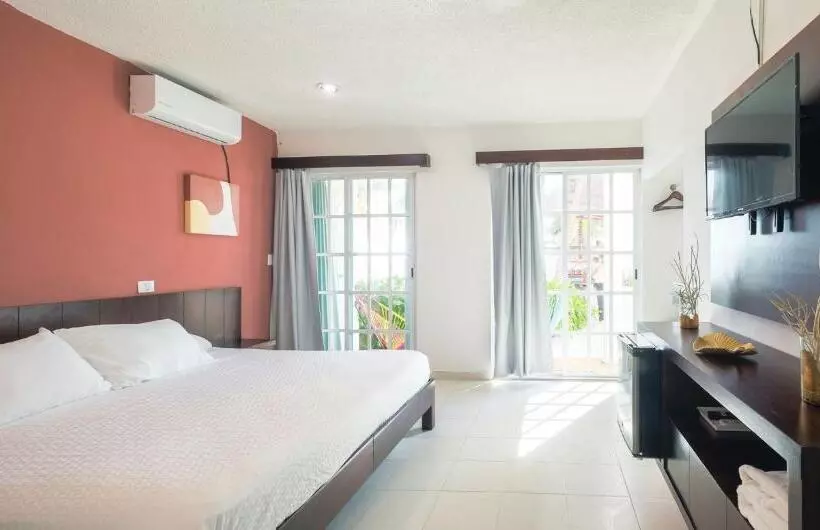 ホテル & Beach Club Ojo De Agua