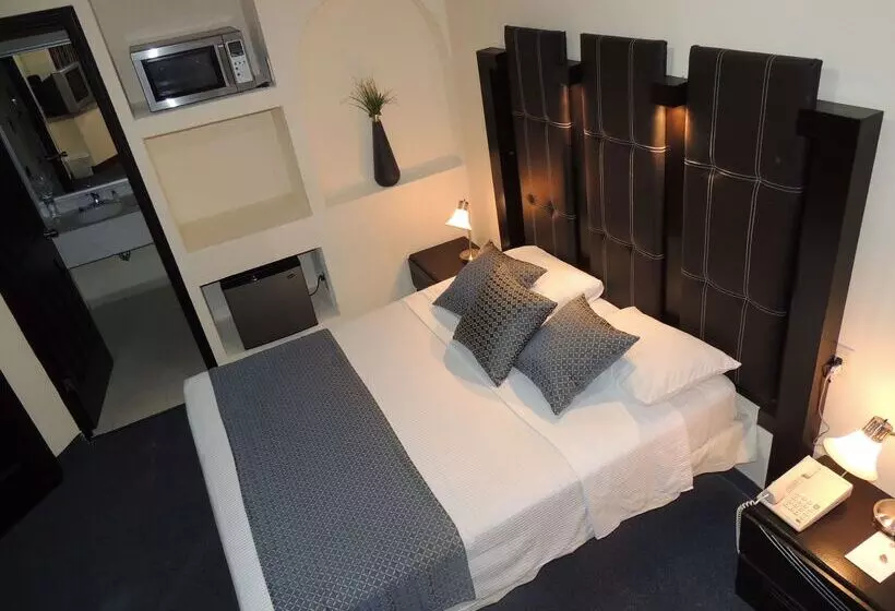 فندق Best Western Real Tula Express