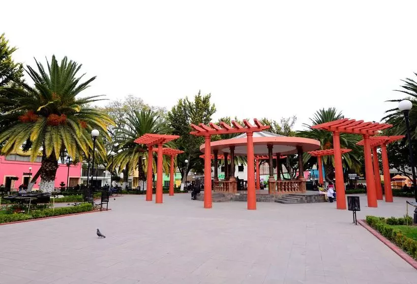 فندق Best Western Real Tula Express