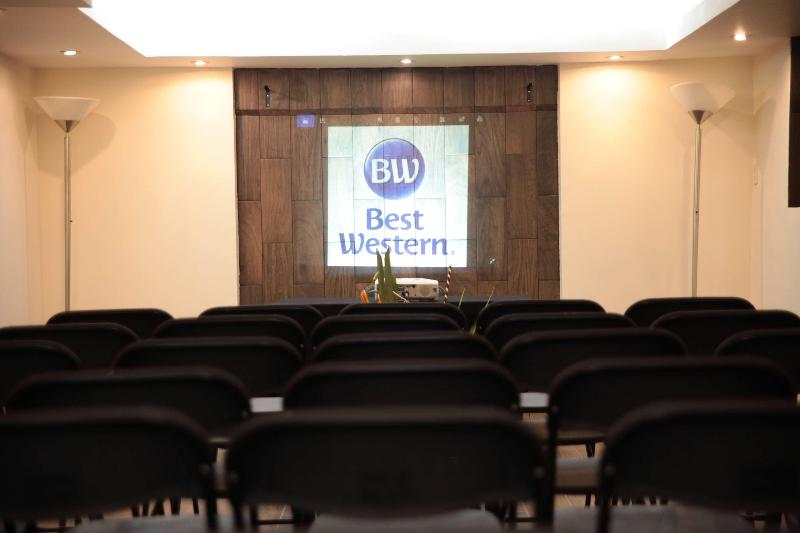 酒店 Best Western Real Tula Express