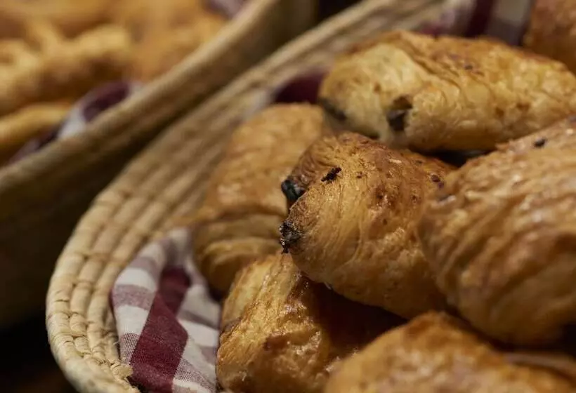 호텔 Cerise Les Sources Luxeuil Les Bains