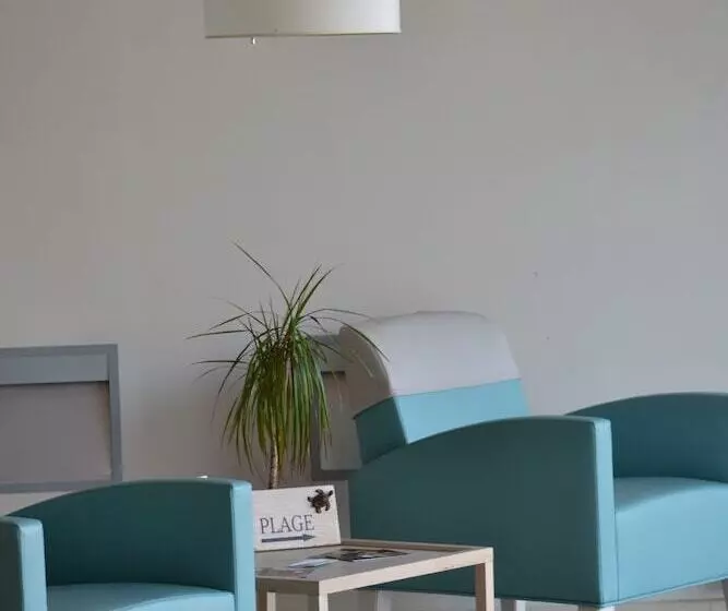 Отель Du Casino