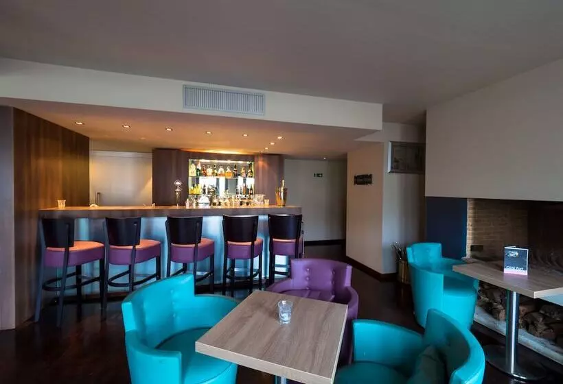 Отель Du Casino