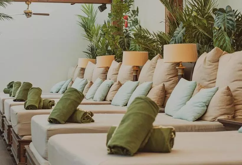 Отель Falkenberg Strandbad