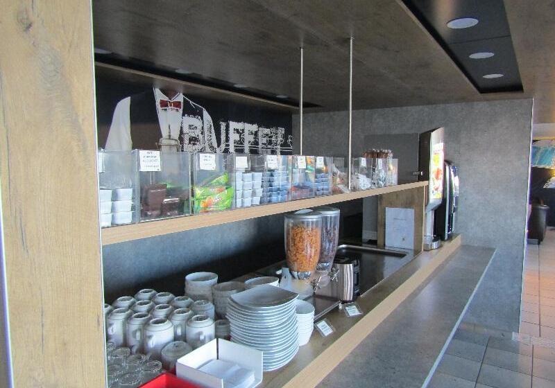 בית מלון כפרי Ibis Budget Chilly Mazarin Les Champarts