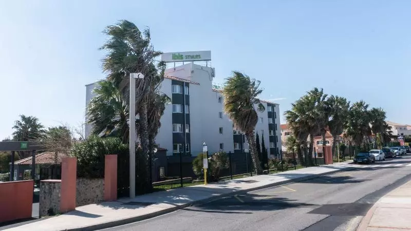Hotel Ibis Styles Perpignan Canet En Roussillon