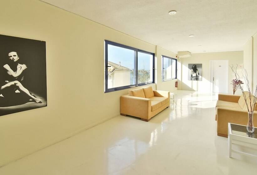 בית מלון כפרי Ionion Star