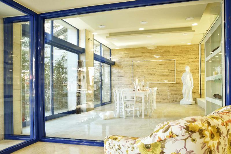 בית מלון כפרי Ionion Star