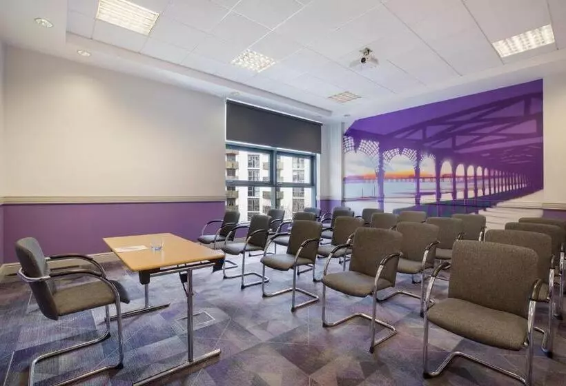 Hotel Leonardo Brighton