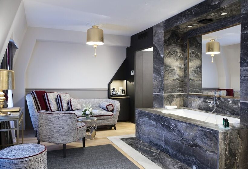 ホテル Lumen Paris Louvre