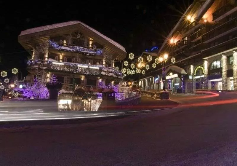 호텔 Madame Vacances Hôtel Courchevel Olympic