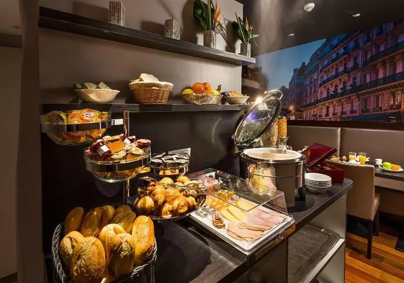 Midnight Hotel Paris