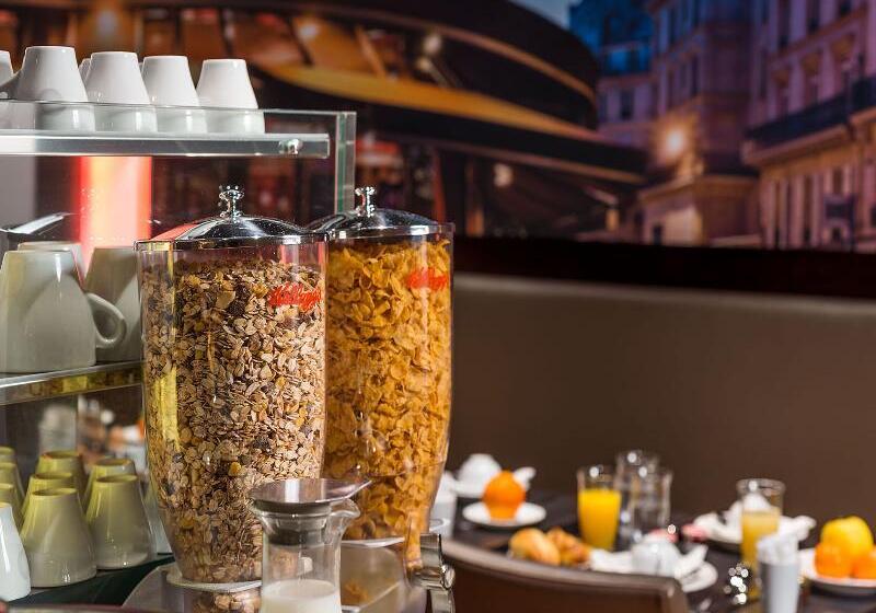 Midnight Hotel Paris