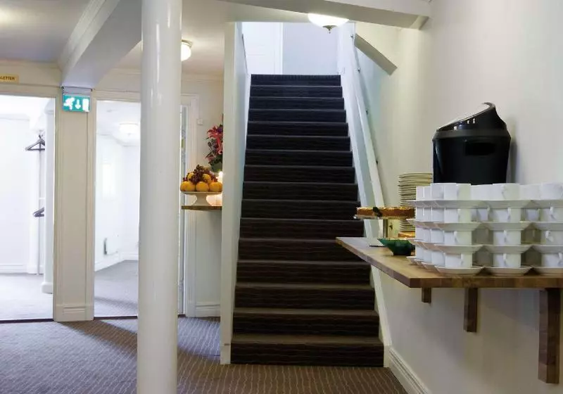 Quality Hotel Carlia