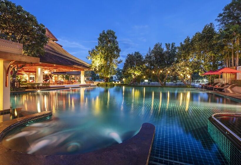 هتل Rati Lanna Riverside Spa Resort