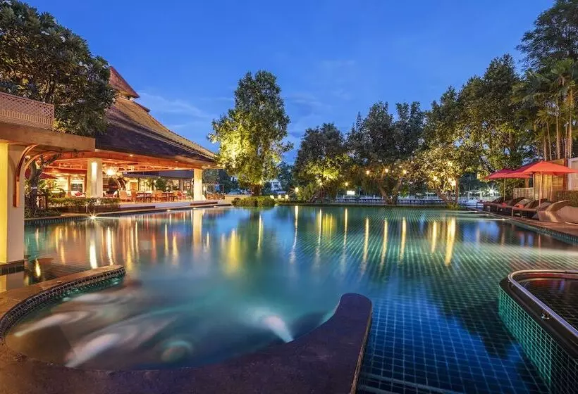 Отель Rati Lanna Riverside Spa Resort