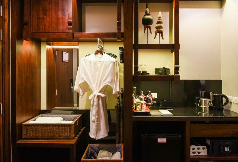 هتل Rati Lanna Riverside Spa Resort